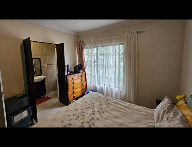 2 BEDROOM APARTMENT FOR SALE IN BRACKENDOWNS